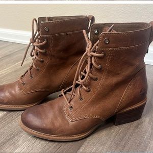 Timberland Brynlee Park Brown Lace Up Heeled Boot size 8.5